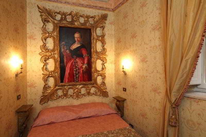 Bed and Breakfast Antica Dimora Dell'Orso Rom Exterior foto